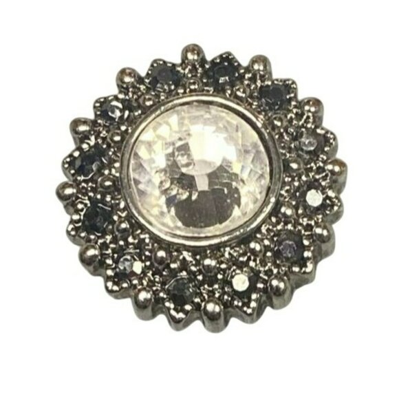 Ginger Snaps Silver & Rhinestone Snap Charm Button - Picture 1 of 2
